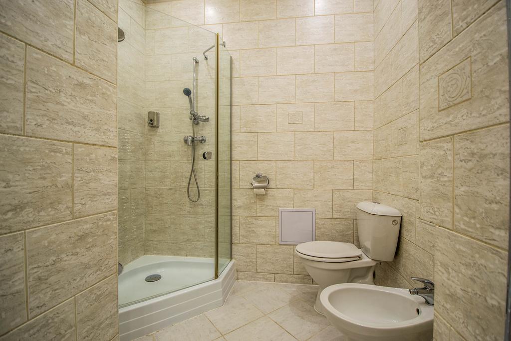 4Bdr Historical Spirit Apt By Ruterra براغ المظهر الخارجي الصورة